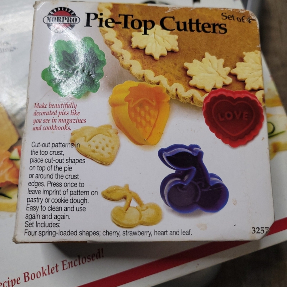 Norpro 5pc  Kitchenware bundle - Picture 6 of 7